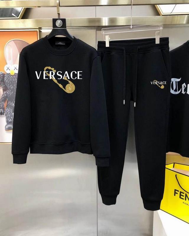 Versace Men's Suits 116